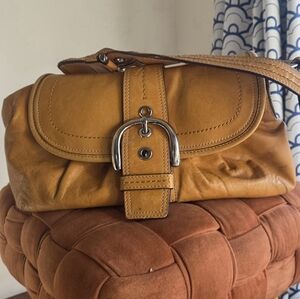 Vintage Y2K Tan Leather Shoulder Bag by COACH